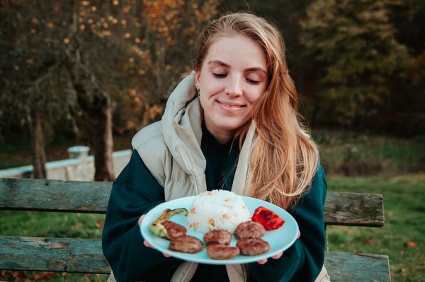 Quelles sont les techniques pour faire des cakes salés variés et moelleux?