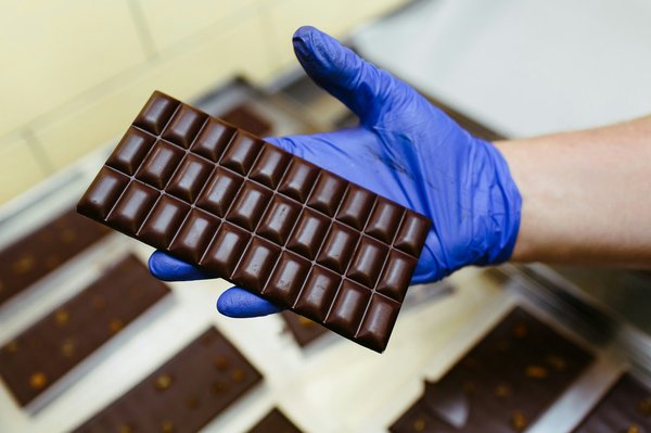 Personnalisez votre tablette de chocolat : logo, dessin, texte unique